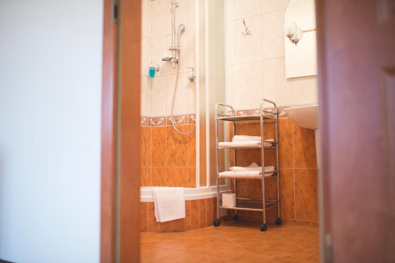 Hotel Promenada Ostróda Extérieur photo